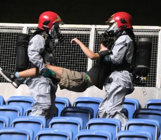 Stadion Lecha Poznań zamienił się w poligon. Służby sprawdzały swoje możliwości