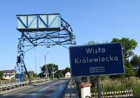 Most niebieski na Wiśle Królewieckiej w Rybinie na razie bez remontu.