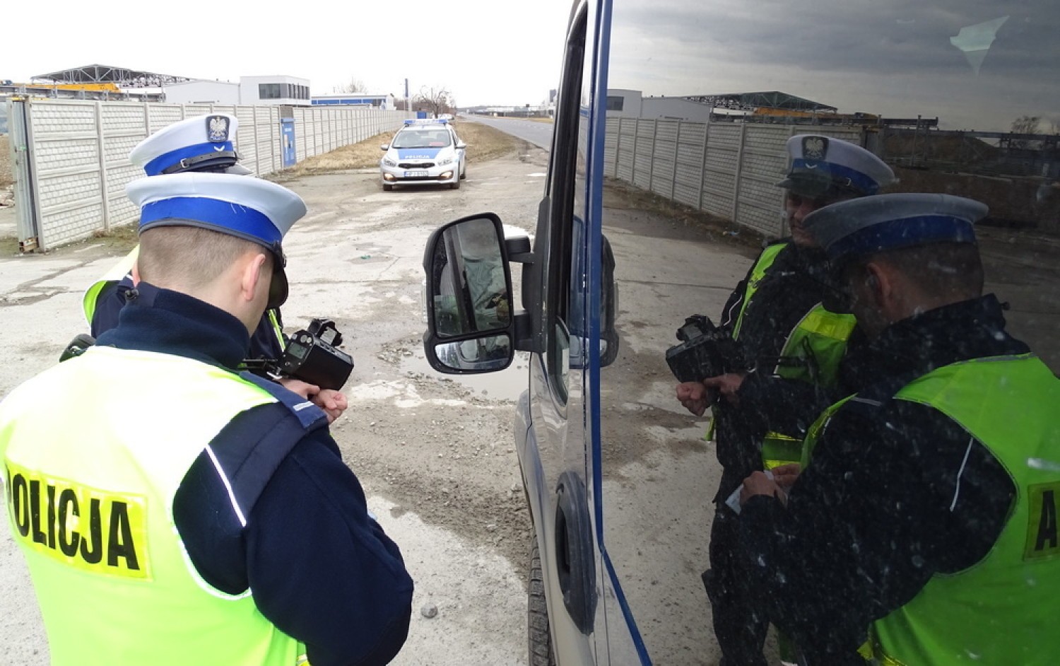 32 Latek Z Brzegu Miał 15 Promila I Jechał 130 Kmh W Terenie