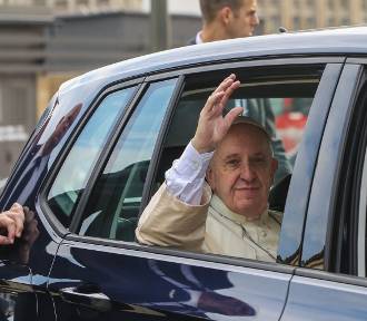 Auto od papieża Franciszka będzie pomagało Ukraińcom