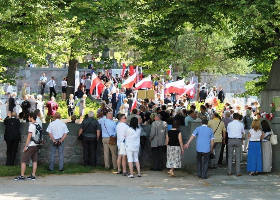 Wileńska uroczystość na Rossie
