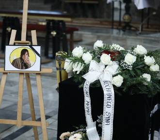 W Knurowie pożegnano Jarosława Mikulskiego. Był wokalistą "Chłopców z Placu Broni"
