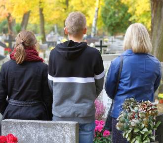 Oto 10 rzeczy, których robienie na cmentarzu może sprowadzić nieszczęście i kłopoty