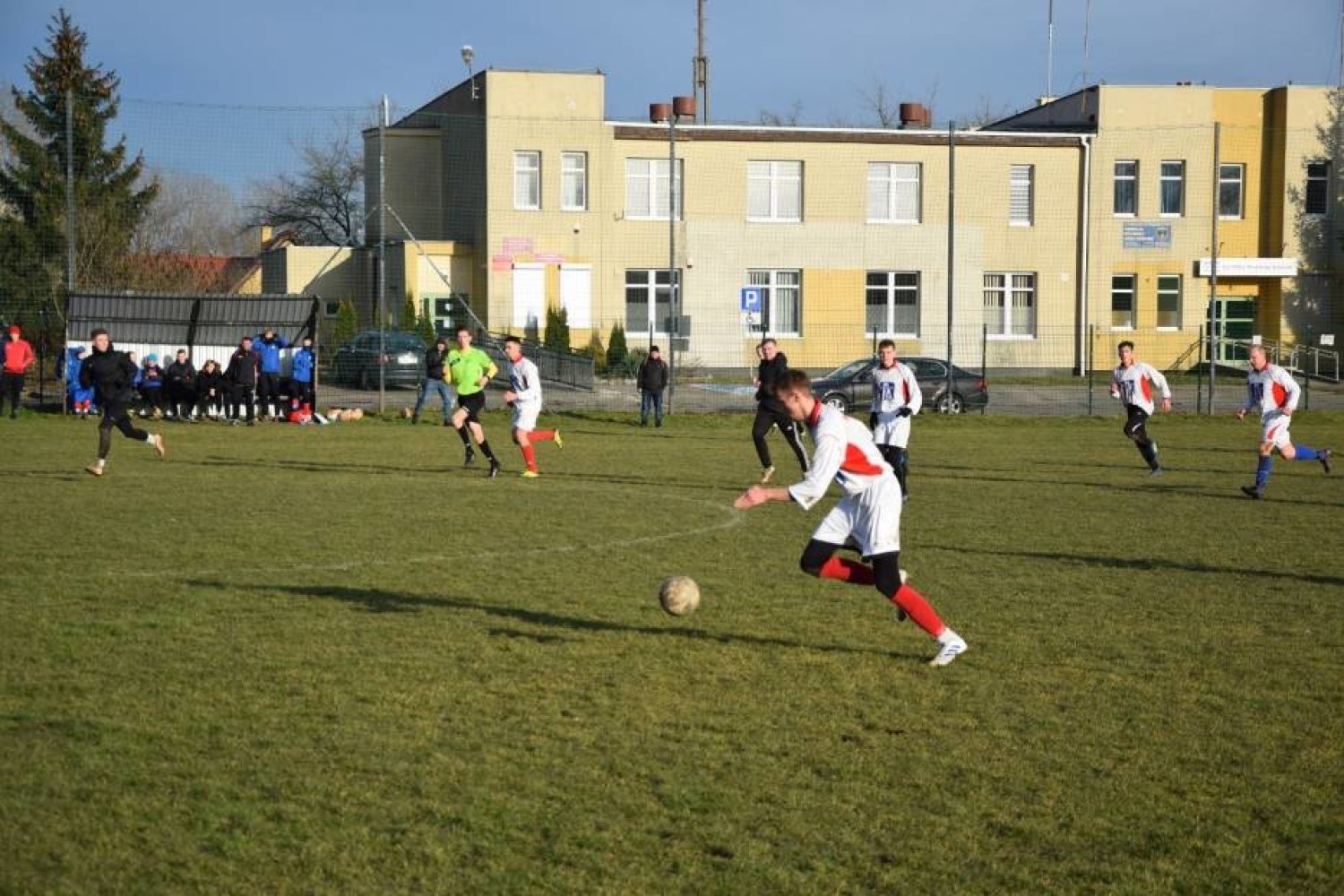 Drużyny ostatnio spotkały się na boisku w Prabutach 1 sierpnia 2020 roku - zwycięsko z tego spotkania wyszły Żuławy, które dzięki wygranej 5:0 wróciły do domu z trzema punktami