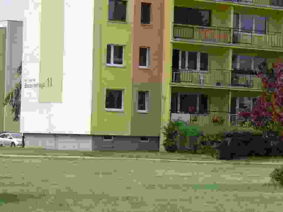 Miasto sprzedało dwa mieszkania po przedszkolu na os. Południe