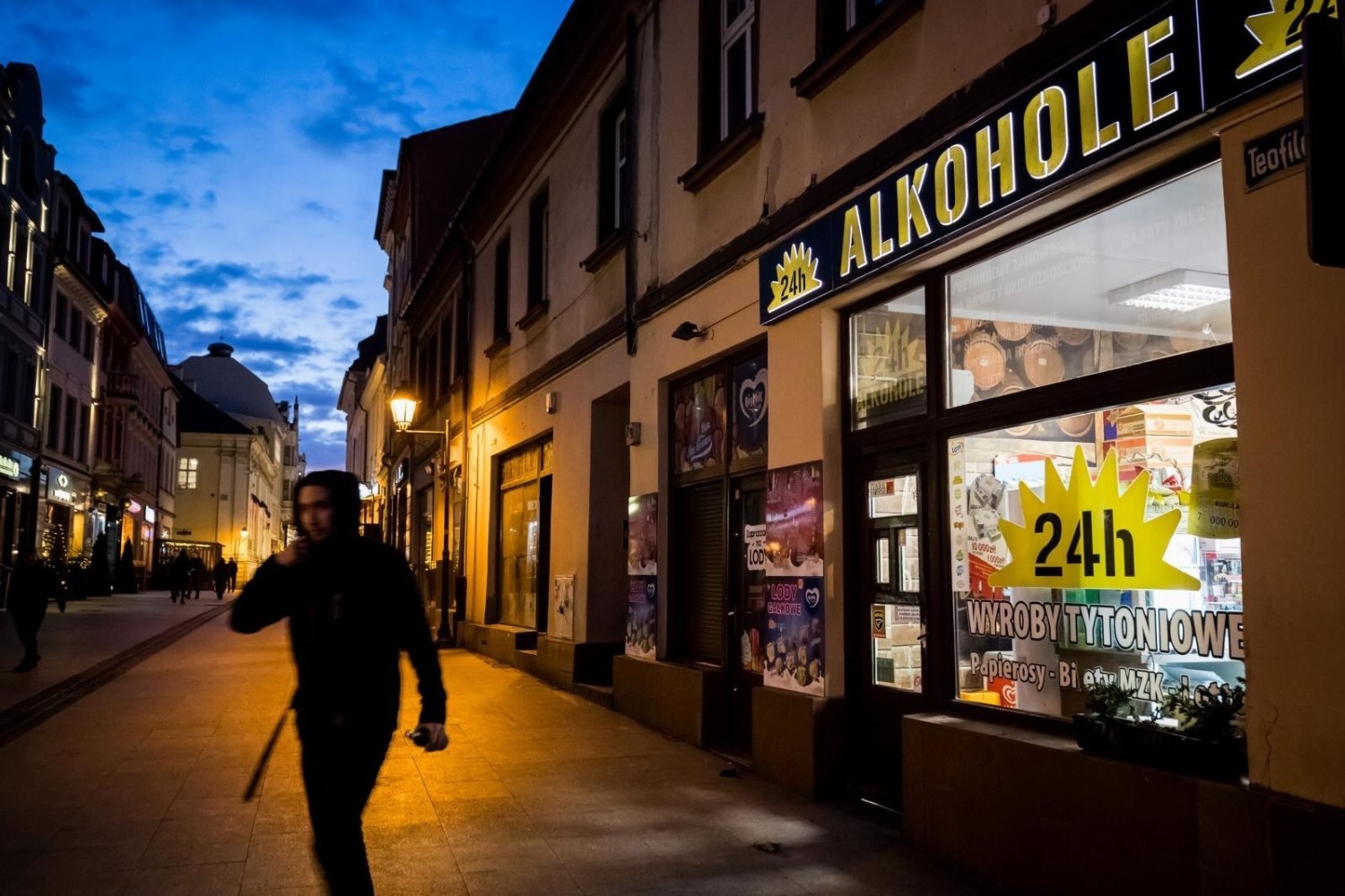 - Możemy zatem powiedzieć, że wprowadzenie podatku spełniło swoje założenia i odnotowujemy spadki w sprzedaży alkoholu w małych pojemnościach- mówi ekspertka