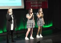 Konkurs Piosenki Katarynka 2023. Młodzi wokaliści przypomnieli utwory Ireny Jarockiej