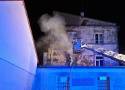 Pożar kamienicy z piekarnią przy Jerozolimskiej w Piotrkowie. Strażacy ewakuowali z budynku 22 osoby. ZDJĘCIA