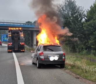 Pożar samochodu na autostradzie A4. Duże utrudnienia w okolicy Kryspinowa