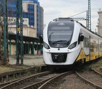 Nowa inwestycja Kolei Dolnośląskich. Już niedługo wyruszą na tory... piętrowe pociągi