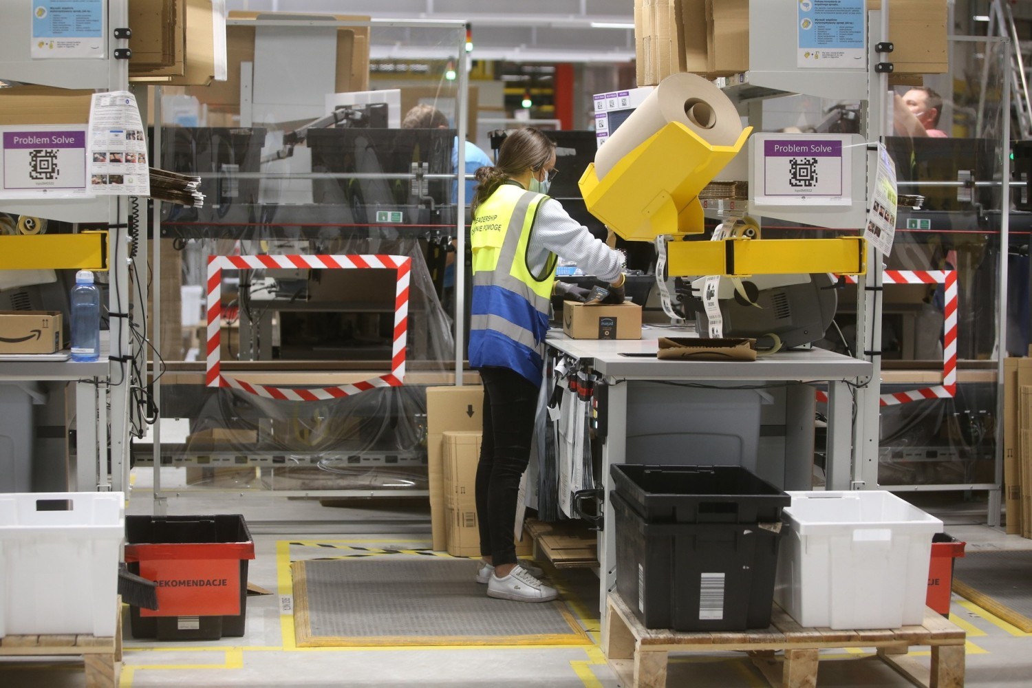 Tak właśnie wygląda nowoczesne centrum logistyczne Amazon w Gliwicach