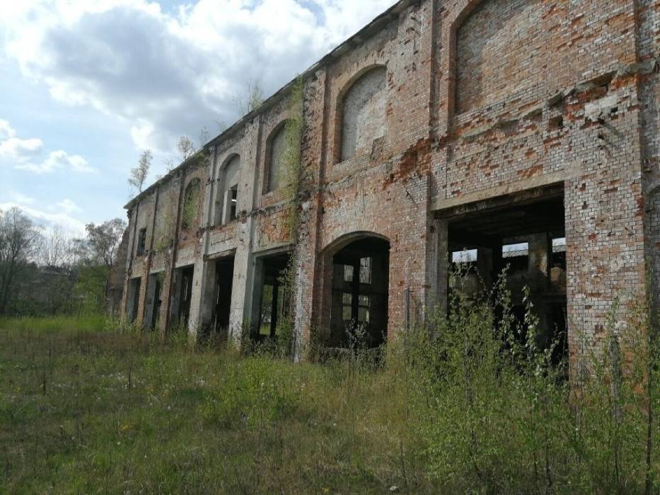 ZNTK w Lubaniu Śląskim w ruinie 
