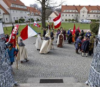 Obrady Kapituły Rycerstwa Polskiego w Krzyżowej koło Świdnicy (WIDEO)