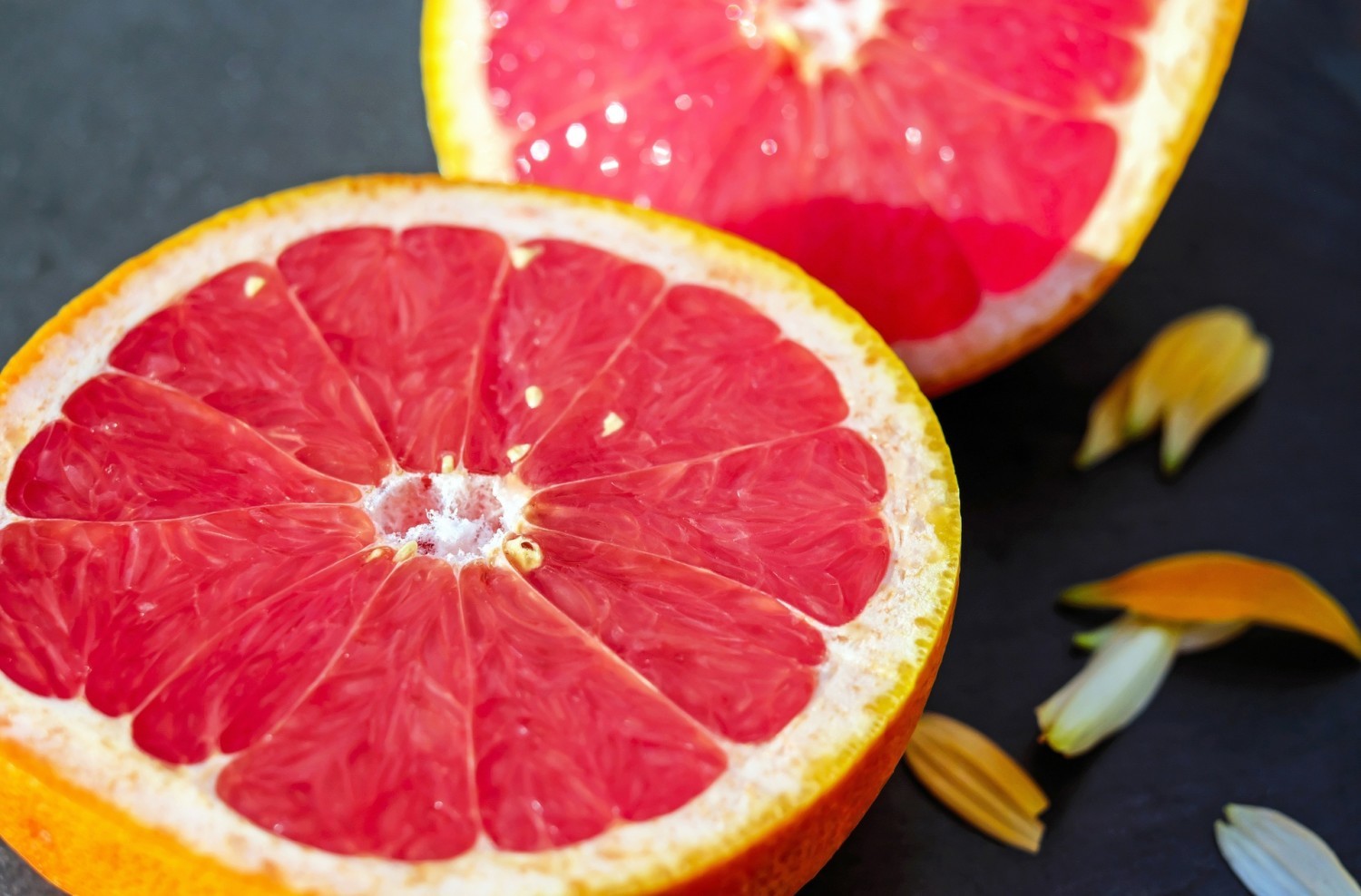 Grejpfrut - 1,77 g(zawartość w 100 g produktu)