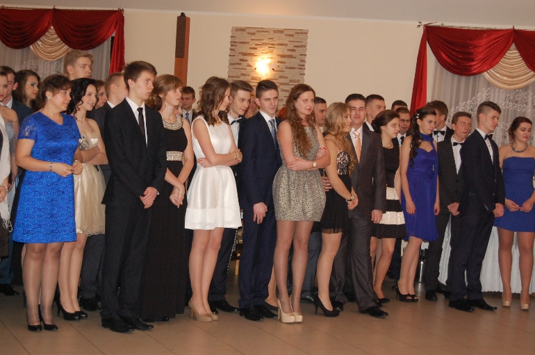 Studniówka klas III LO z ZSZiO im. I Brygady Pancernej im. Bohaterów Westerplatte w Kartuzach Studniówka klas III LO z ZSZiO im. I Brygady Pancernej im. Bohaterów Westerplatte w Kartuzach