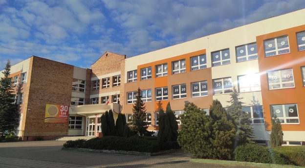 Szkoły i przedszkola w Wągrowcu. Czy jesteś w stanie je rozpoznać?