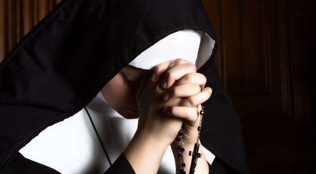 Rzuć korporację - wybierz klasztor! Czy nadajesz się na zakonnicę? QUIZ