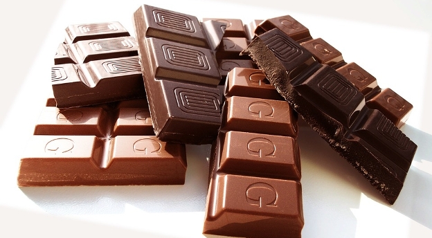 QUIZ. Który smak czekolady najbardziej do Ciebie pasuje?