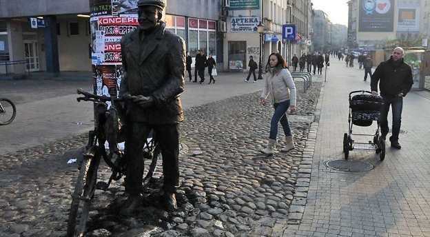 Pomniki w Poznaniu - mijasz je codziennie, ale czy na pewno wiesz jak wyglądają? Rozwiąż quiz